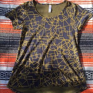 LuLaRoe Size Small T Shirt